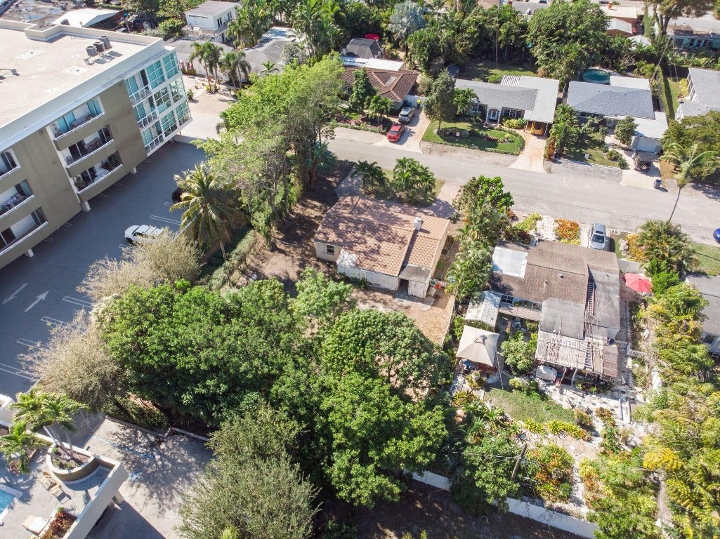 2420 NE 7th Avenue, Wilton Manors, FL 33305 2420 NE 7th Avenue, Wilton Manors, FL 33305