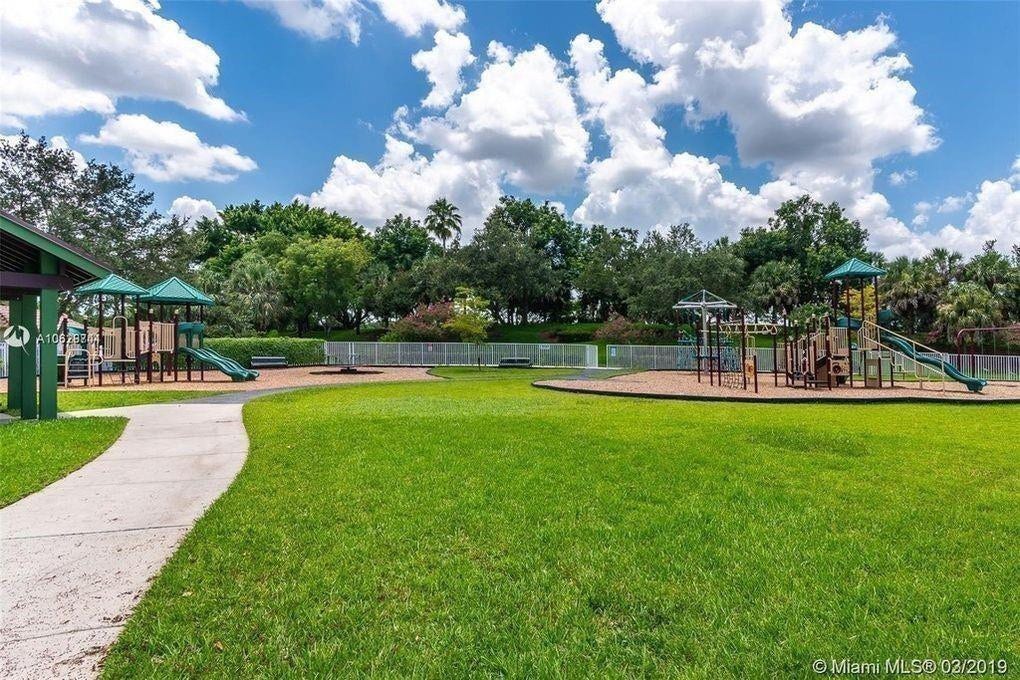 4360 Dogwood Circle, Weston, Weston, FL 33331 Photo 30