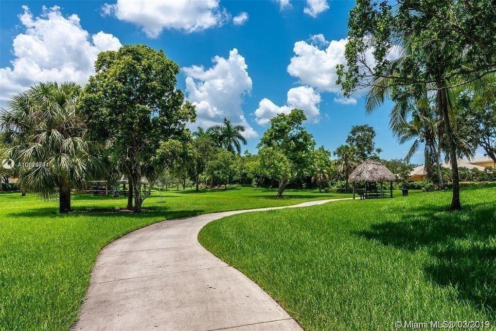 4360 Dogwood Circle, Weston, Weston, FL 33331 Photo 29