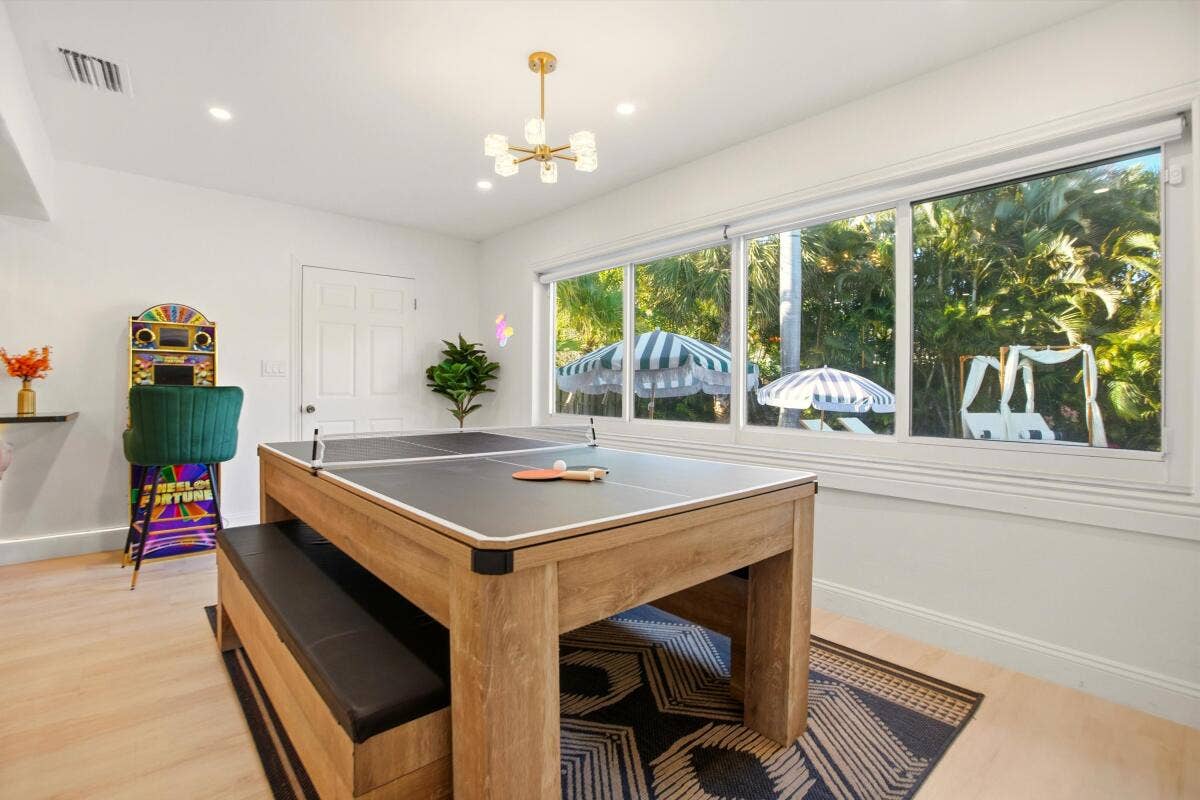 245 N Tradewinds Avenue, Lauderdale By The Sea, FL 33308 17-Photo017png
