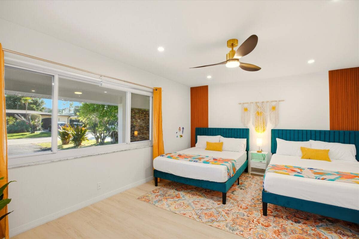 245 N Tradewinds Avenue, Lauderdale By The Sea, FL 33308 33-Photo032png