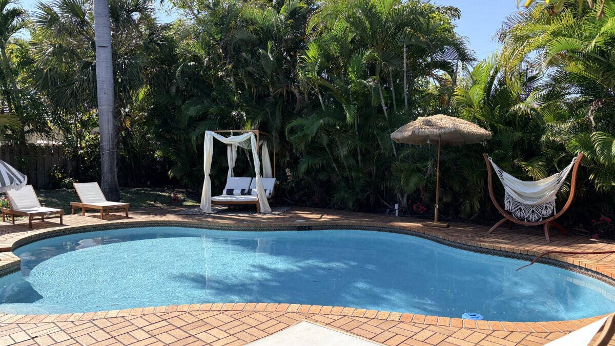 245 N Tradewinds Avenue, Lauderdale By The Sea, FL 33308 IMG_4870jpeg