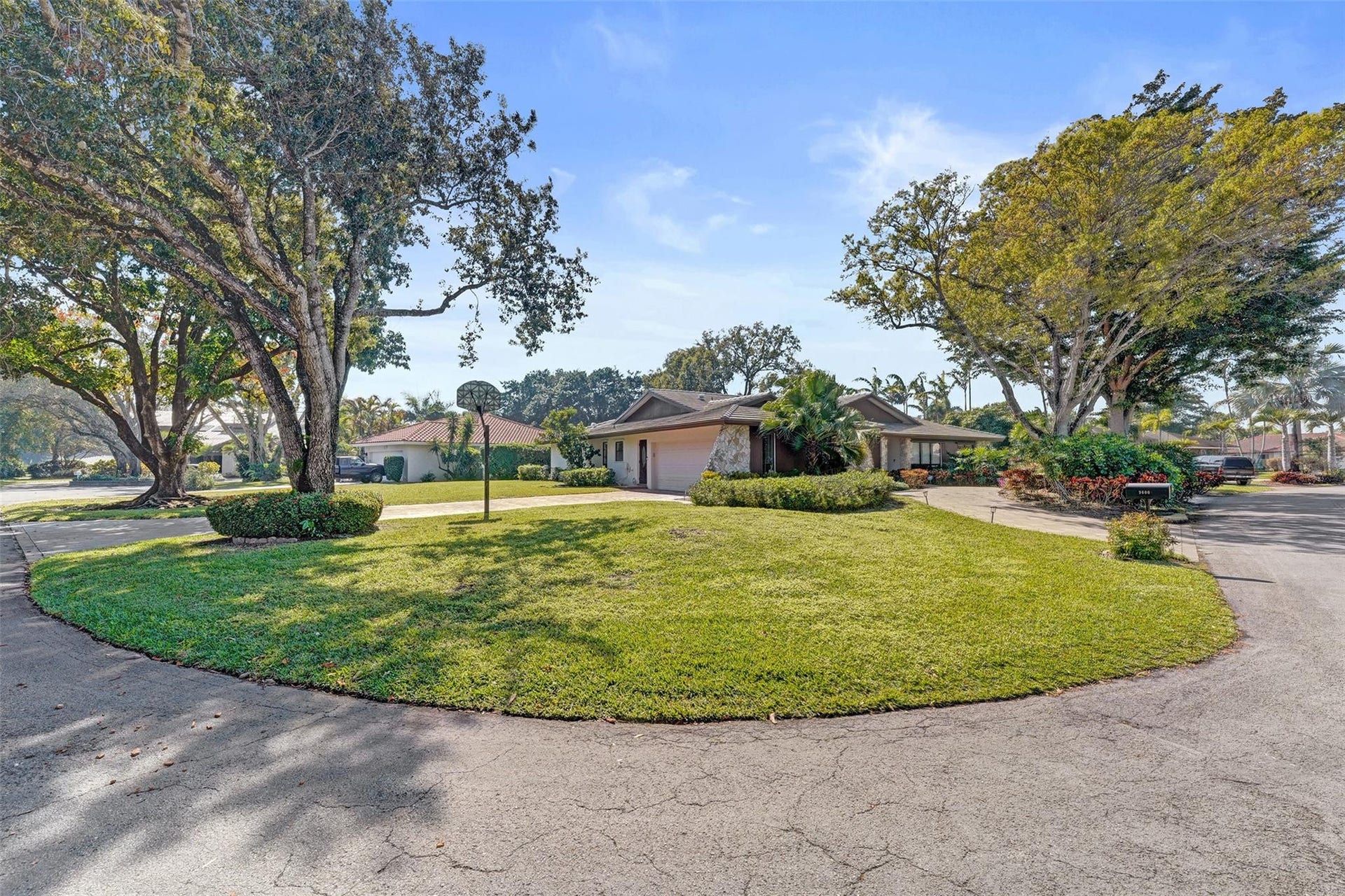 9600 Conch Shell Manor, Plantation, FL 33324