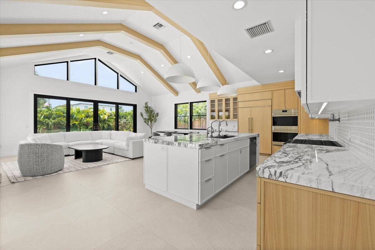 8 Leeward Circle, Jupiter, FL 33469 07-424A2324