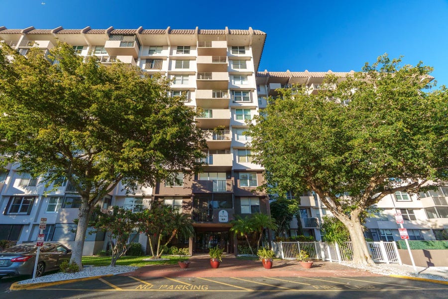 Property photo for 777 S Federal Hy, #811-d, Pompano Beach, FL