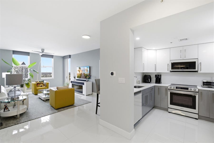 Property photo for 511 SE 5th Avenue, #1811, Fort Lauderdale, FL