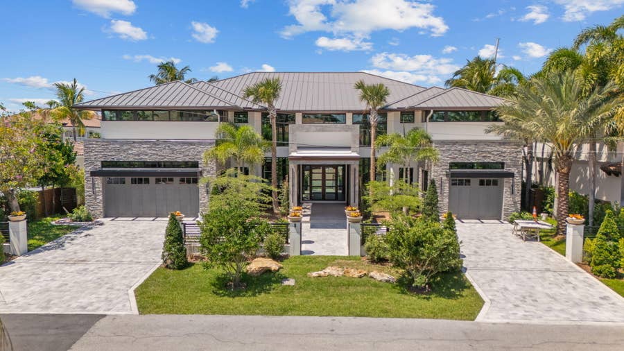 Property photo for 2839 NE 26th Place, Fort Lauderdale, FL