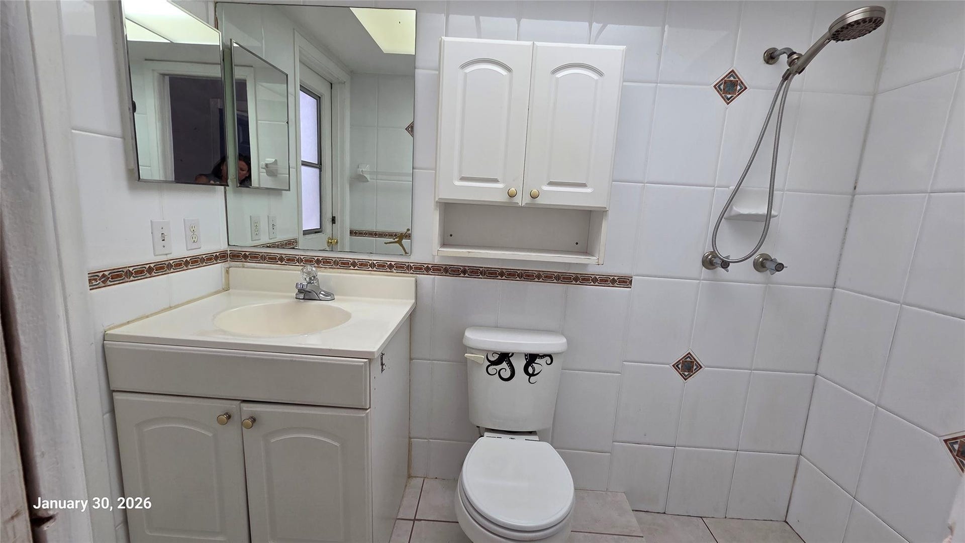8755 SW 53rd Street, Cooper City, FL 33328 MASTER BATH