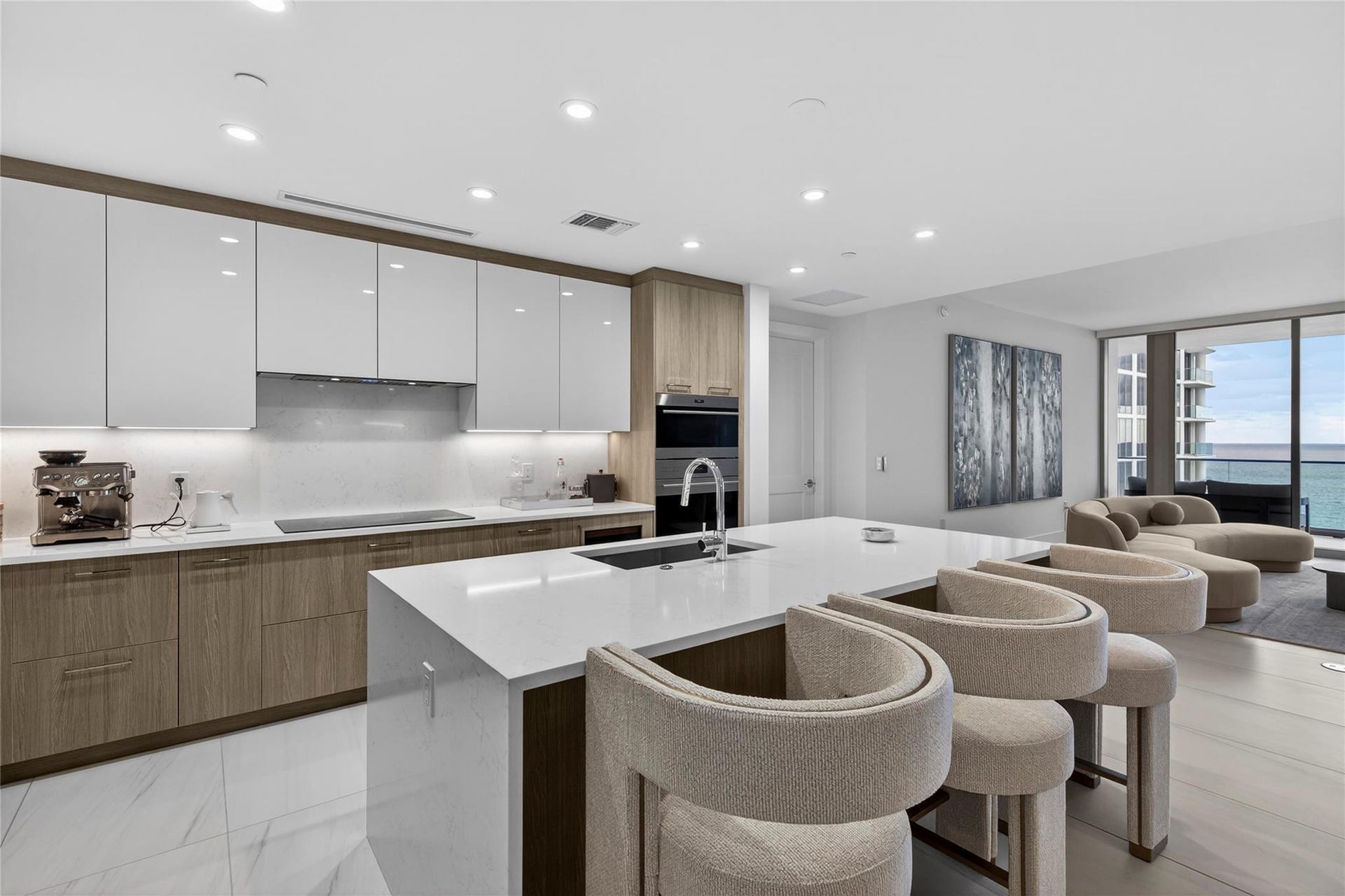 153 N Seabreeze, #1901-s, Fort Lauderdale, FL 33304 153 N Seabreeze, #1901-s, Fort Lauderdale, FL 33304