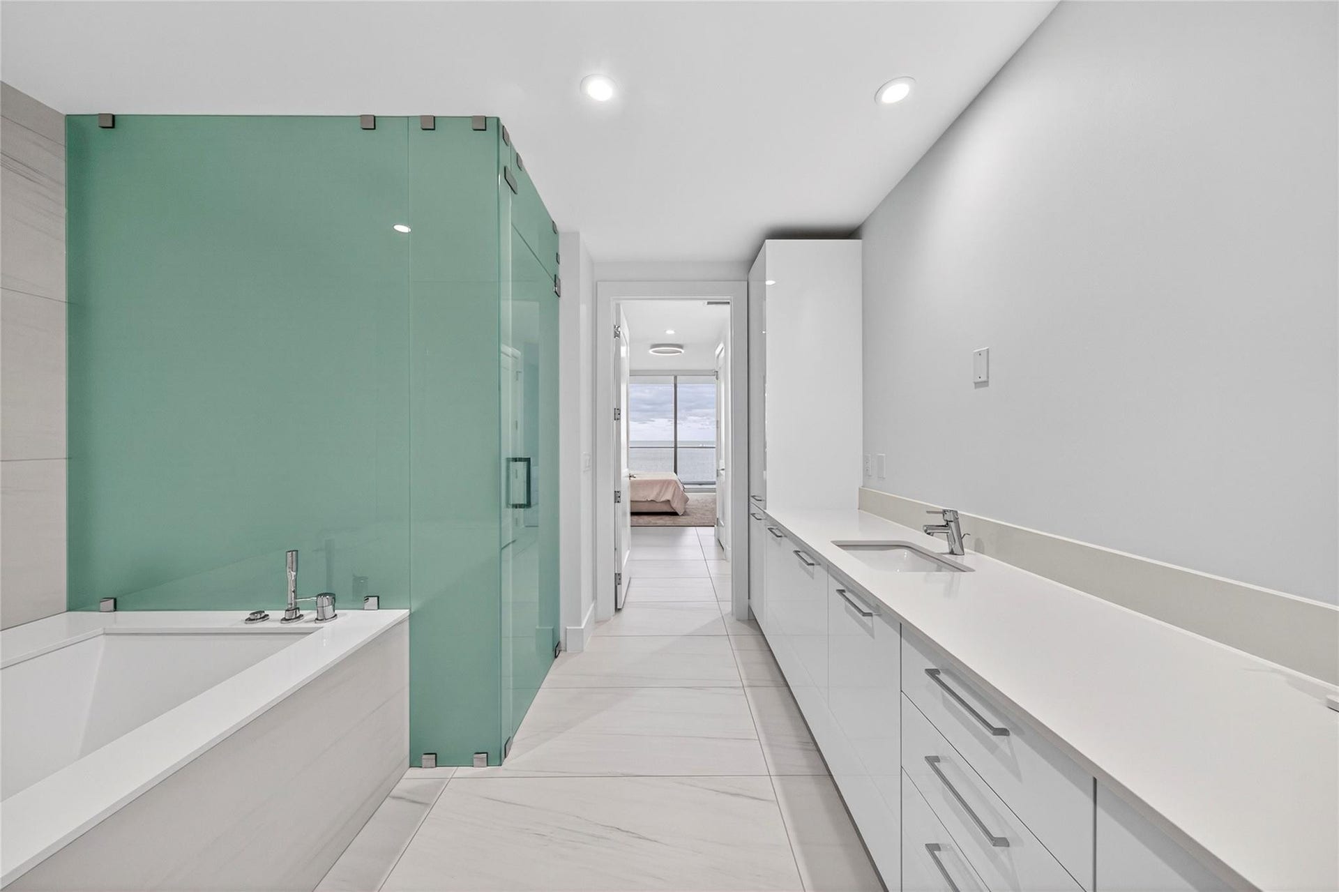 153 N Seabreeze, #1901-s, Fort Lauderdale, FL 33304 153 N Seabreeze, #1901-s, Fort Lauderdale, FL 33304