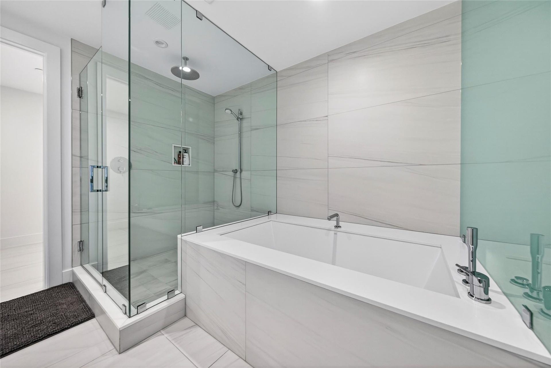 153 N Seabreeze, #1901-s, Fort Lauderdale, FL 33304 153 N Seabreeze, #1901-s, Fort Lauderdale, FL 33304