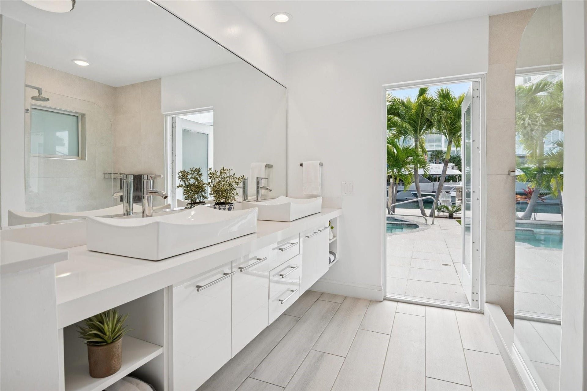2540 Mercedes Drive, Fort Lauderdale, FL 33316