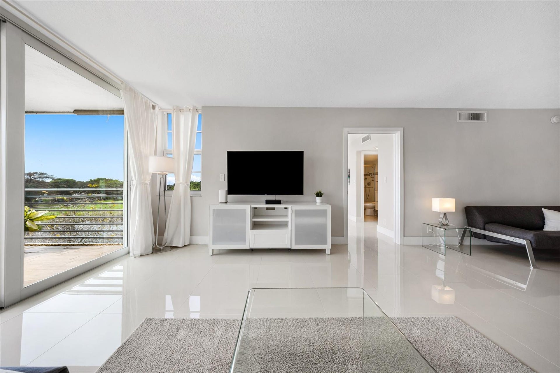 4030 W Palm Aire Drive, #406, Pompano Beach, FL 33069