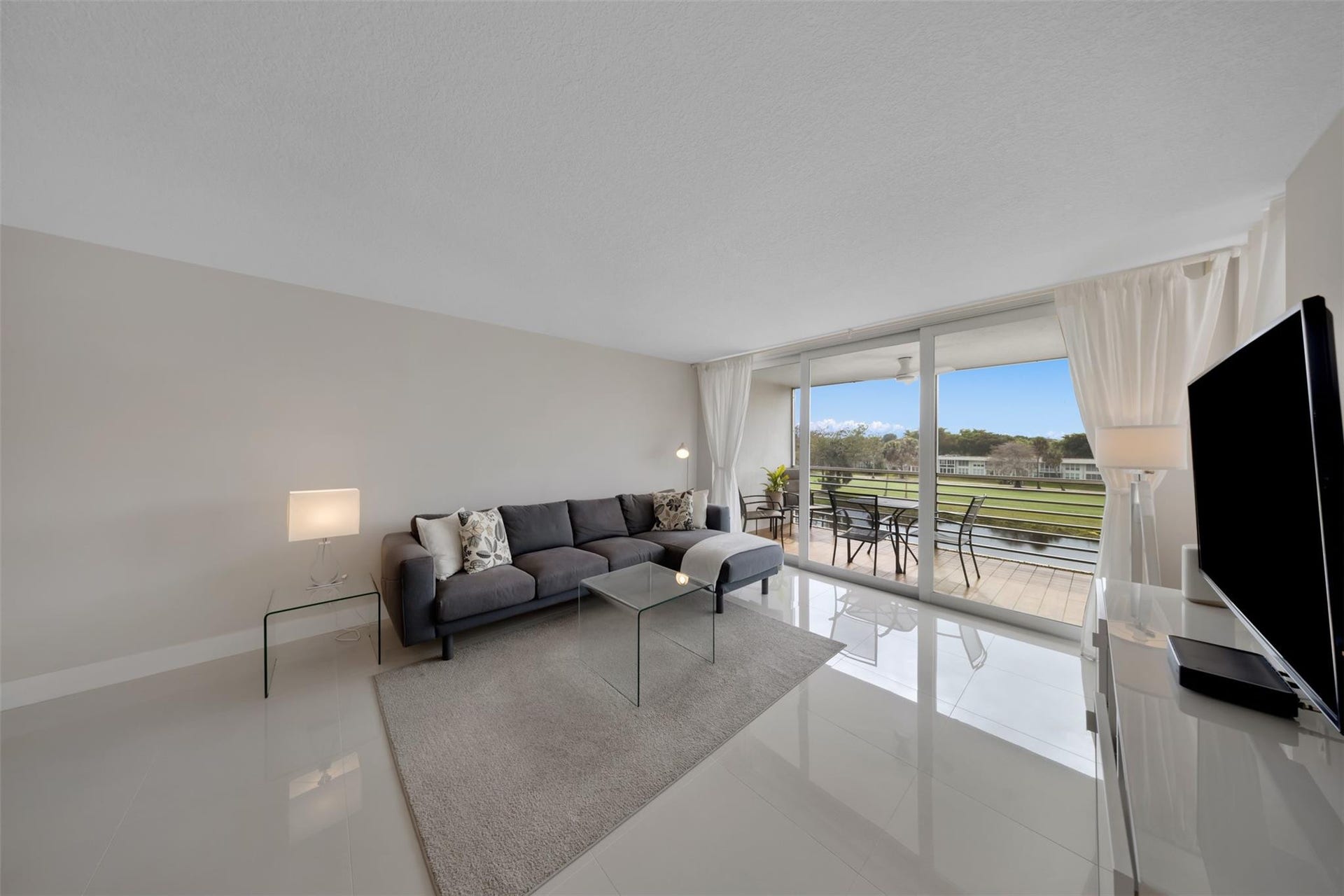 4030 W Palm Aire Drive, #406, Pompano Beach, FL 33069