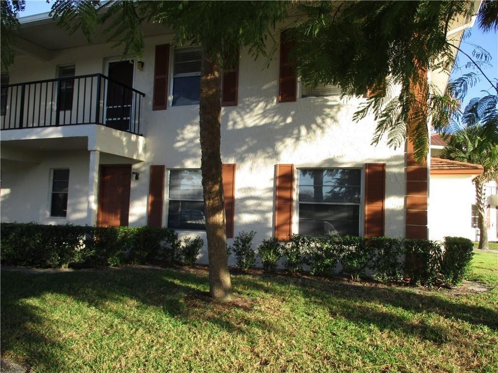 9905 Three Lakes Circle, #12-D, Boca Raton, Boca Raton, FL 33428 Photo 2
