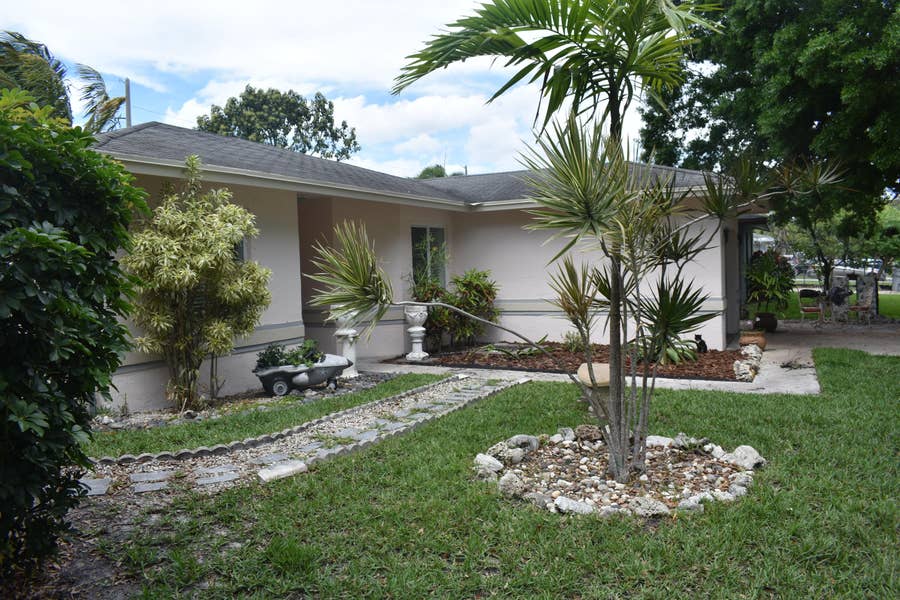 Property photo for 465 NW 20th Avenue, Pompano Beach, FL