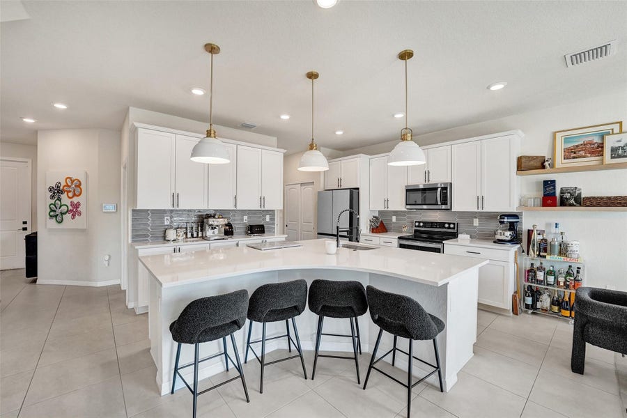 Property photo for 2118 Appleton Circle, Oakland Park, FL