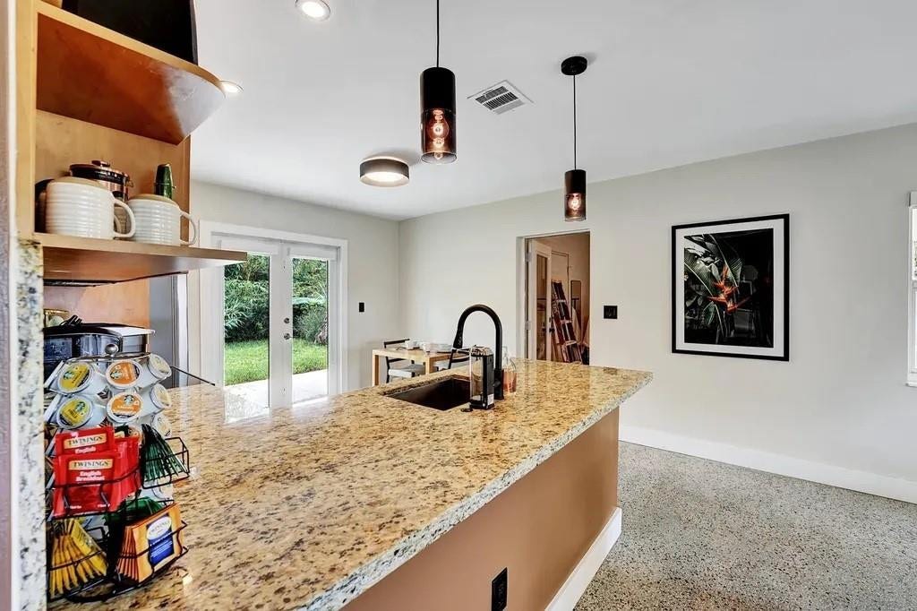 820 NE 17th Street, Fort Lauderdale, FL 33305 820 NE 17th Street, Fort Lauderdale, FL 33305