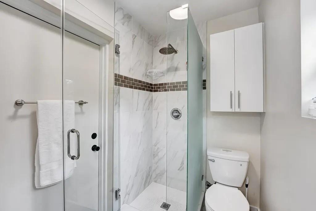 820 NE 17th Street, Fort Lauderdale, FL 33305 820 NE 17th Street, Fort Lauderdale, FL 33305