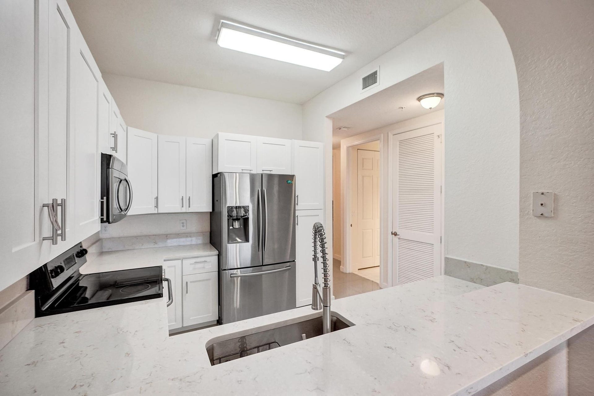 3600 Oaks Clubhouse Drive, #408, Pompano Beach, FL 33069 3600 Oaks Clubhouse Drive, #408, Pompano Beach, FL 33069