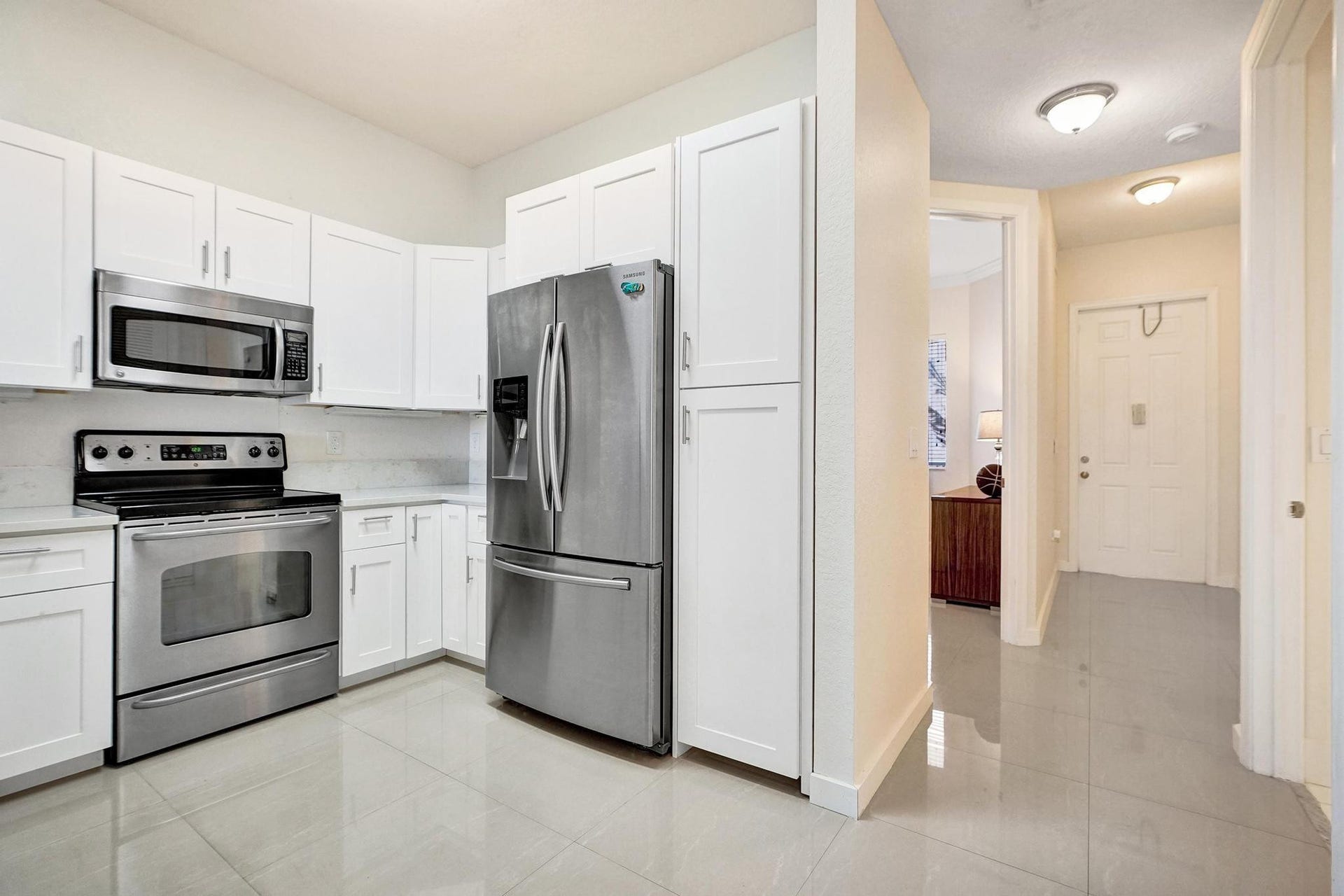 3600 Oaks Clubhouse Drive, #408, Pompano Beach, FL 33069 3600 Oaks Clubhouse Drive, #408, Pompano Beach, FL 33069