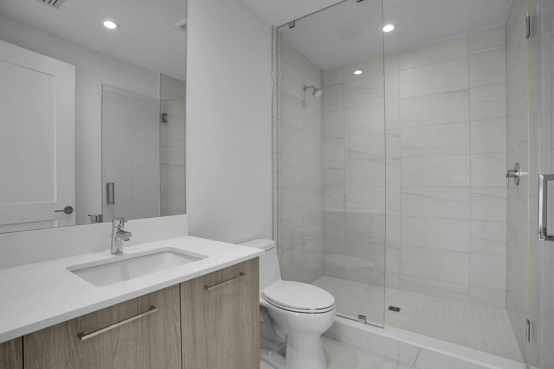 151 N Seabreeze Blv, #E-701, Fort Lauderdale, FL 33304 Photo 56