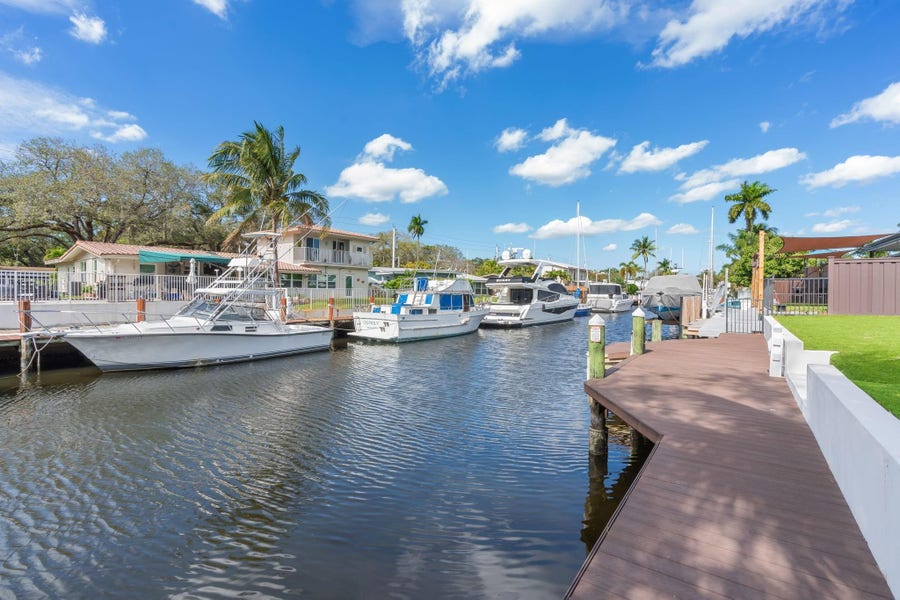 Property photo for 1525 SW 18th Terrace, Fort Lauderdale, FL