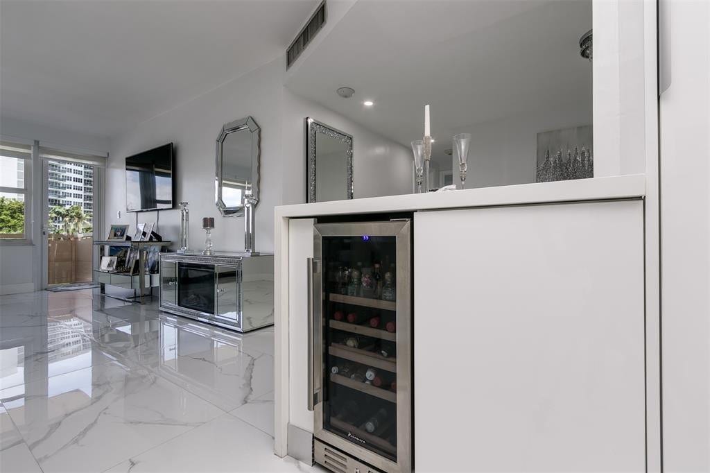 3333 NE 34th Street, #304, Fort Lauderdale, FL 33308 Photo 7