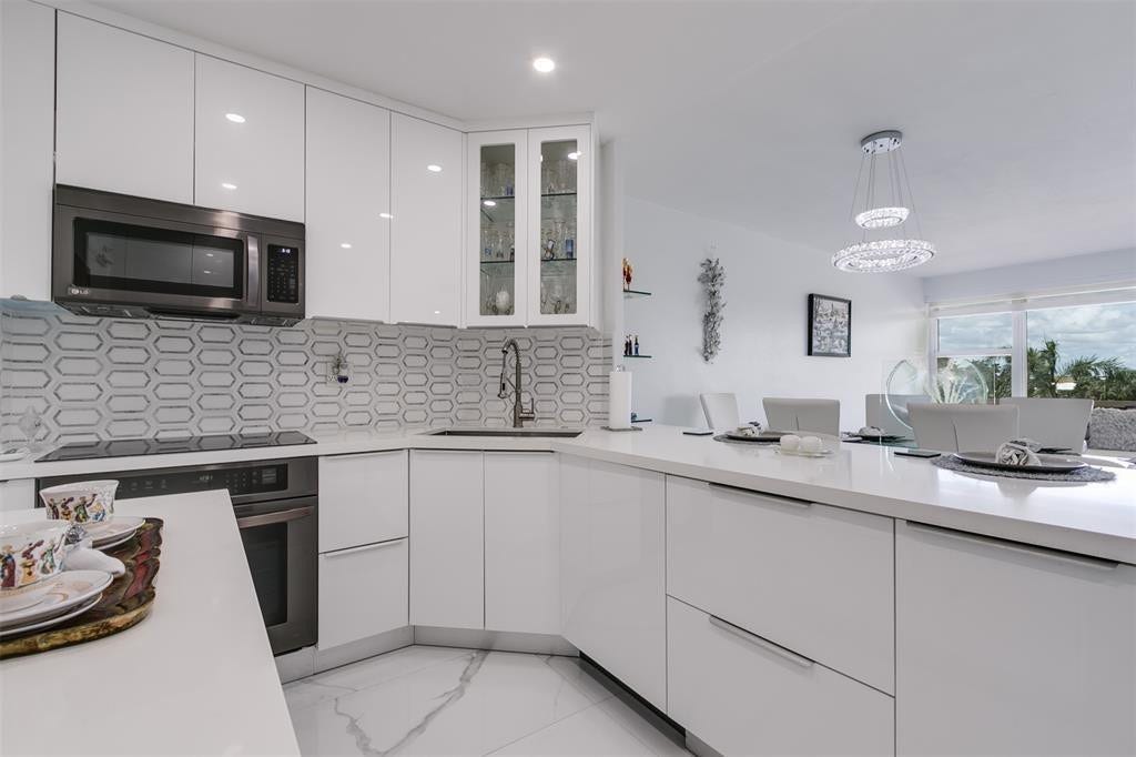 3333 NE 34th Street, #304, Fort Lauderdale, FL 33308 Photo 8