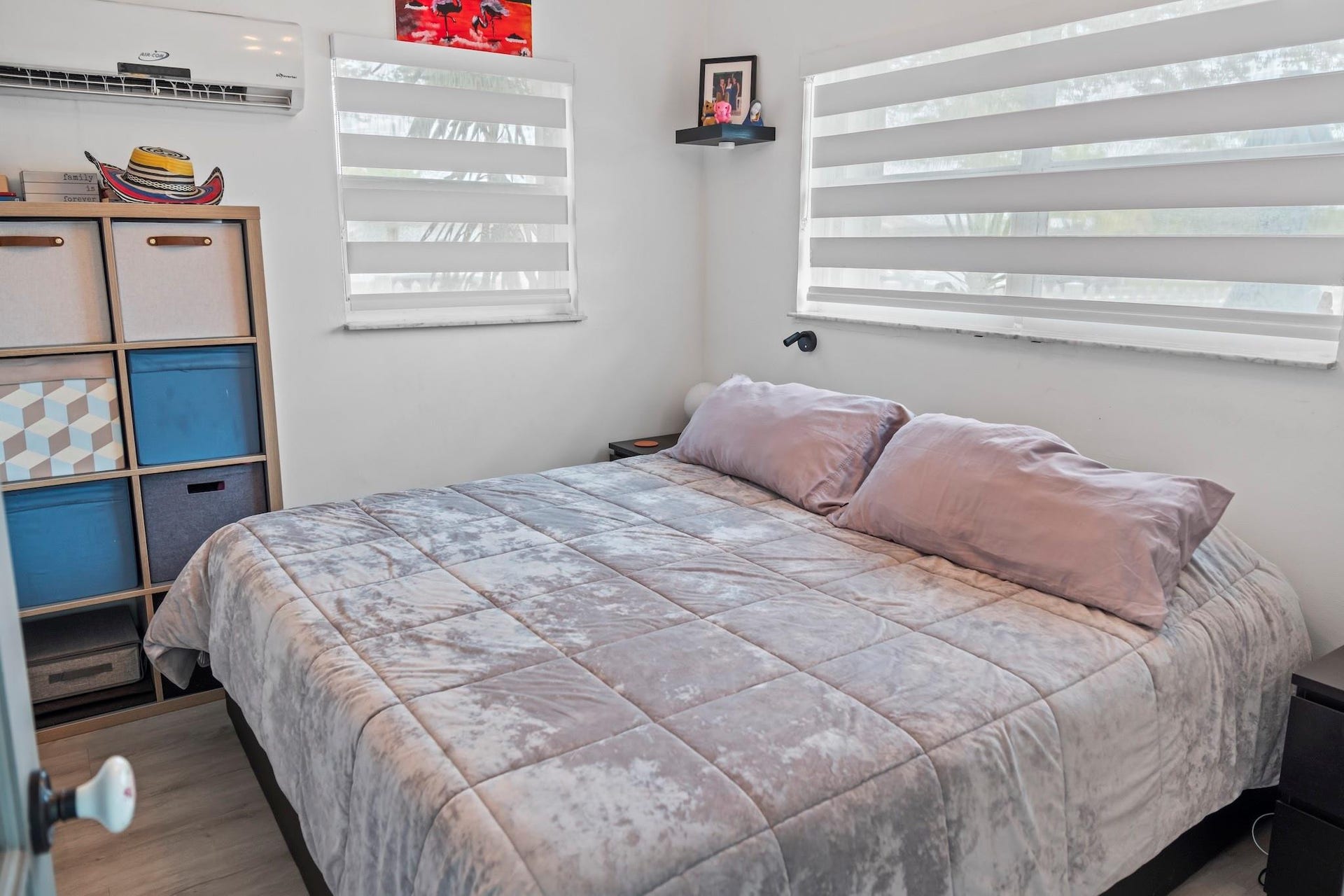 5829 Hayes Street, Hollywood, FL 33021