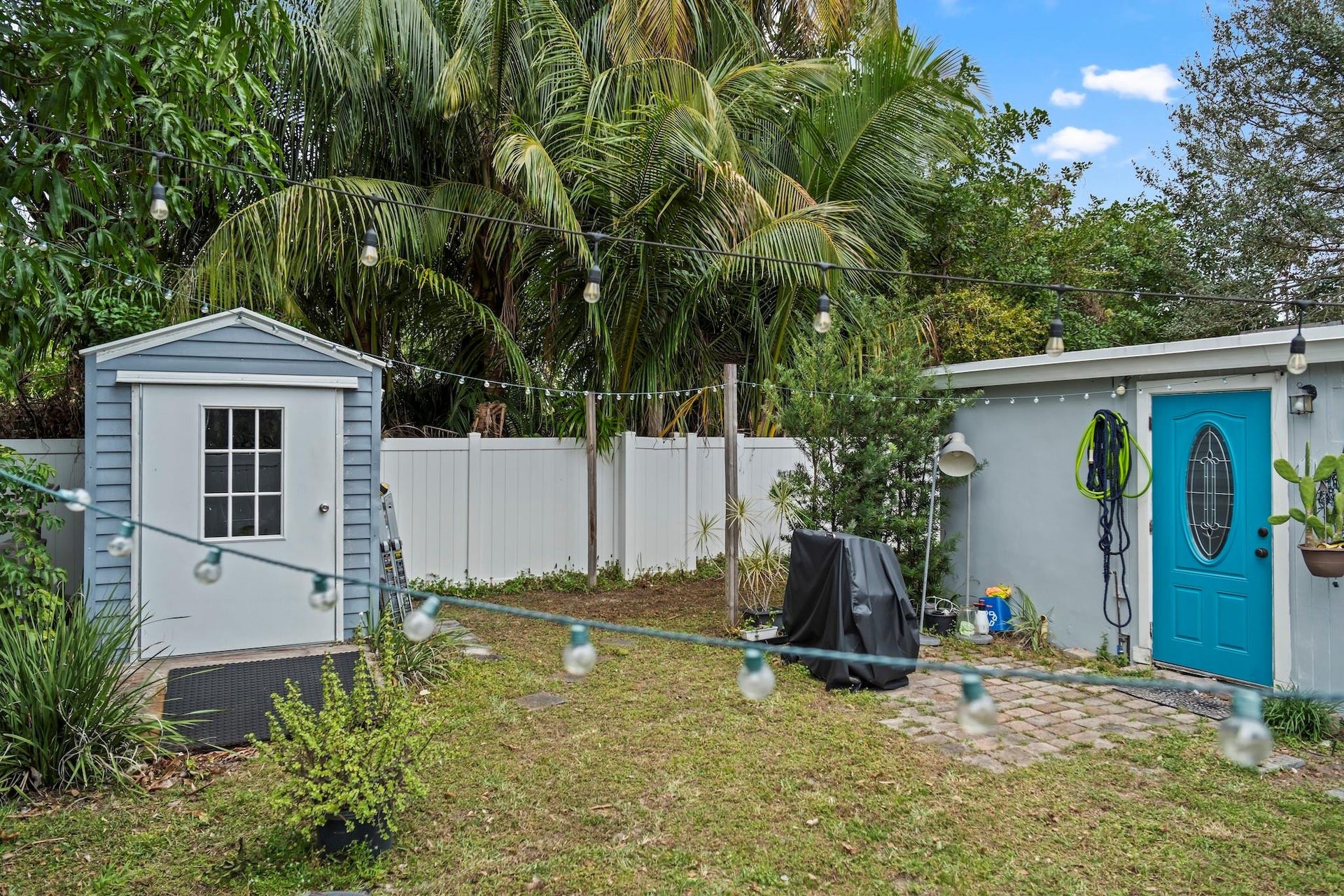 5829 Hayes Street, Hollywood, FL 33021