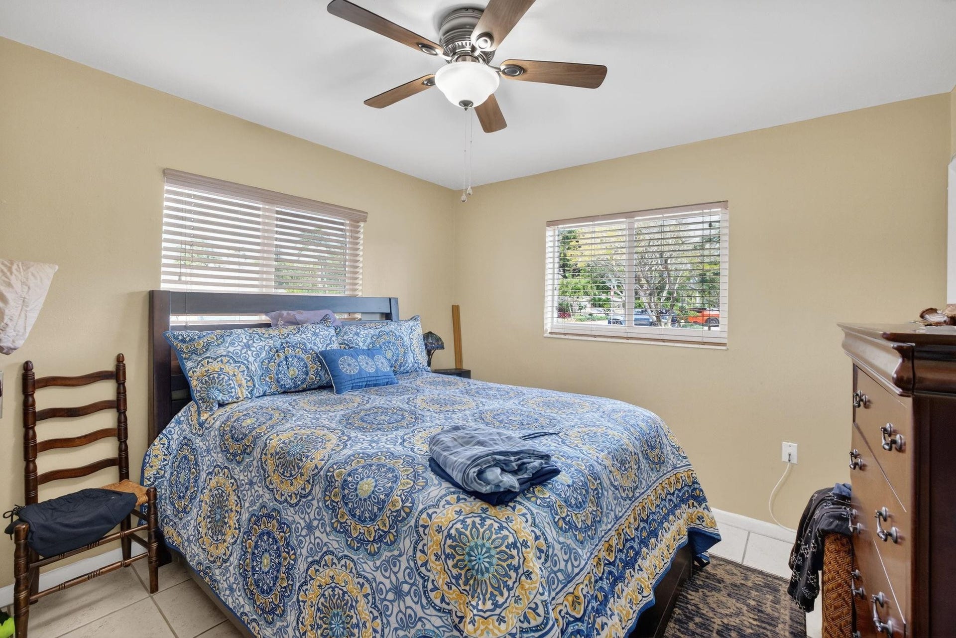 2610 bedroom