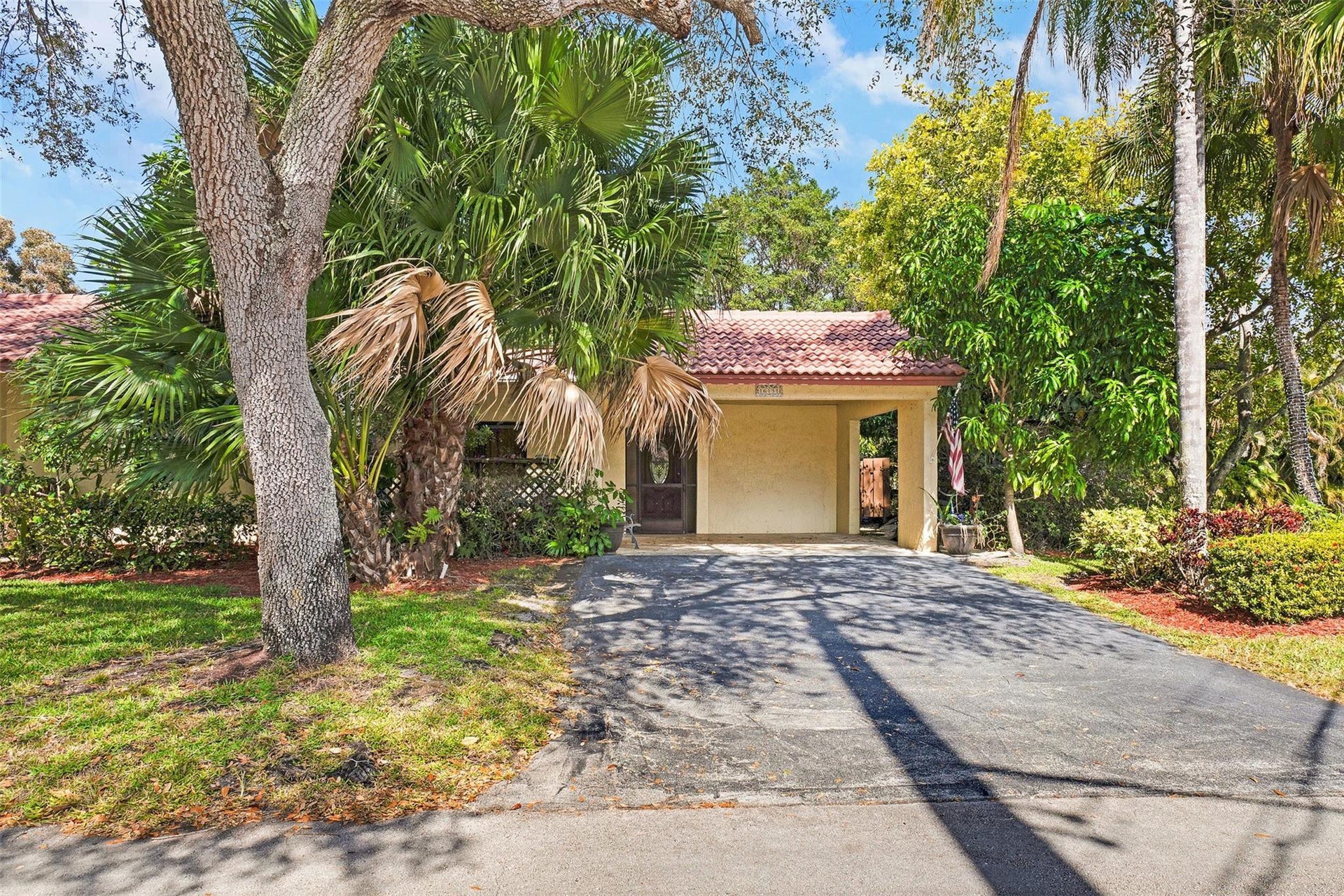 16131 Laurel Drive, #33, Weston, FL 33326 Photo 1