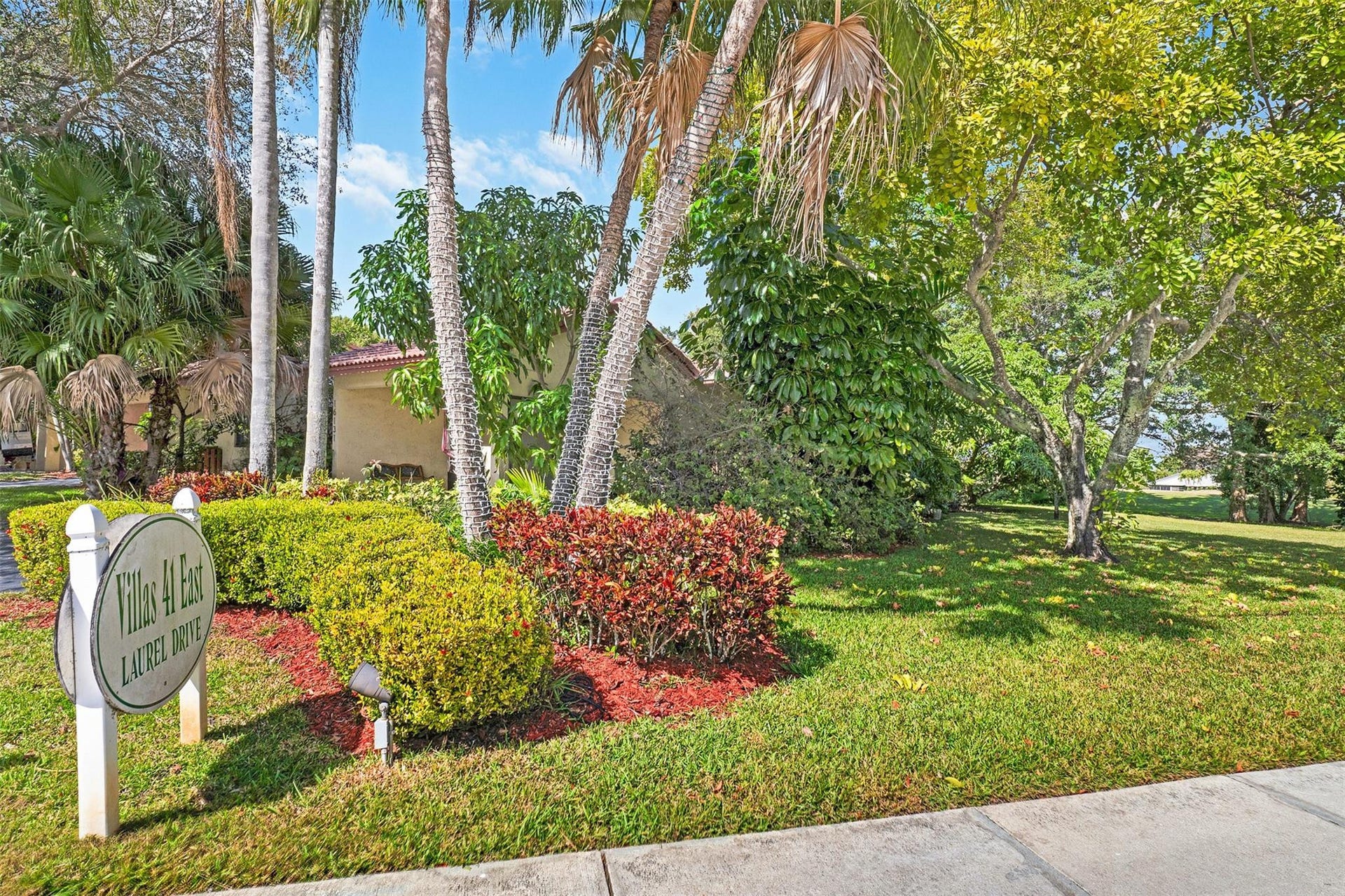 16131 Laurel Drive, #33, Weston, FL 33326 Photo 15
