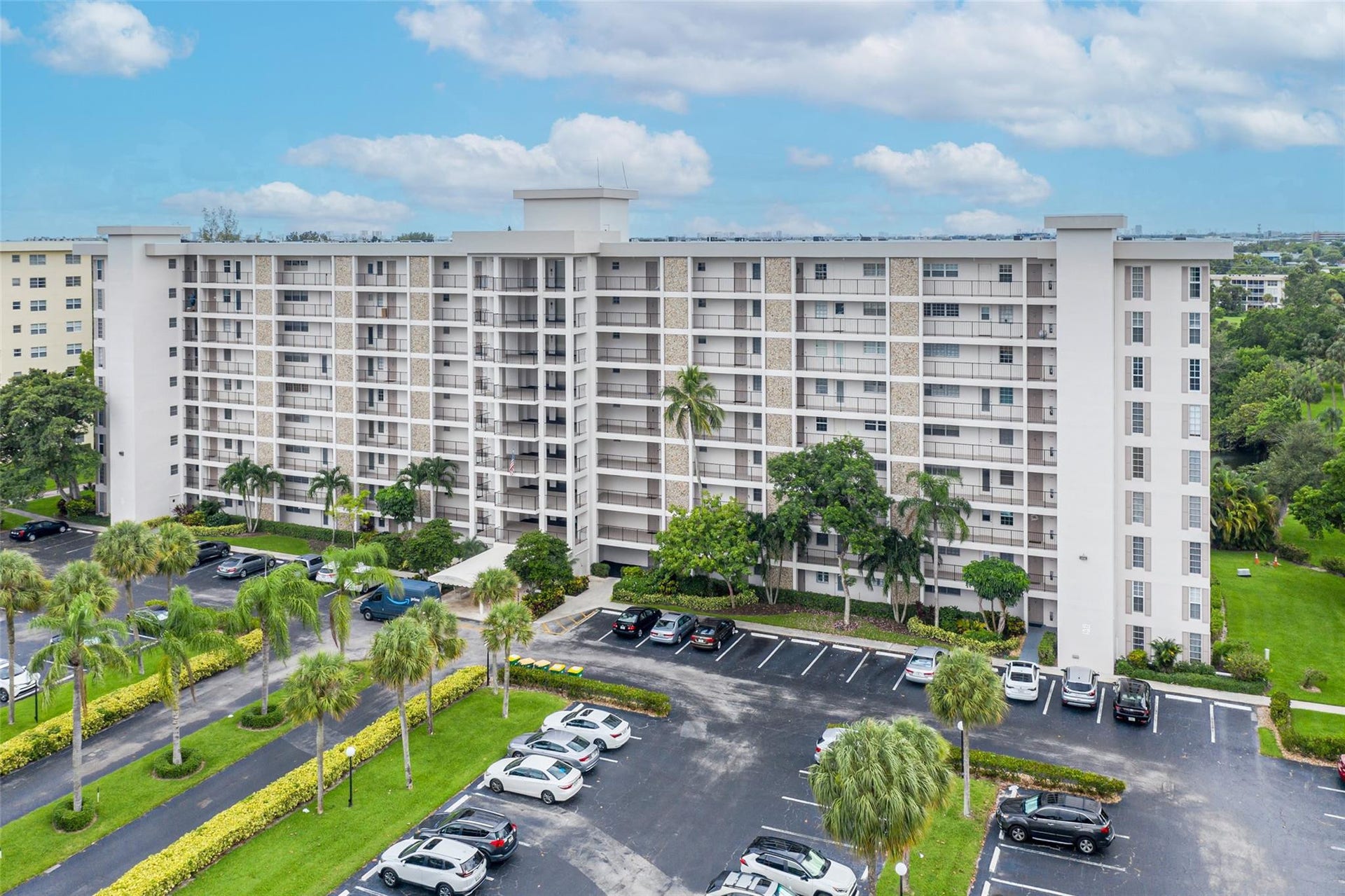3200 N Palm Aire Drive, #508, Pompano Beach, FL 33069