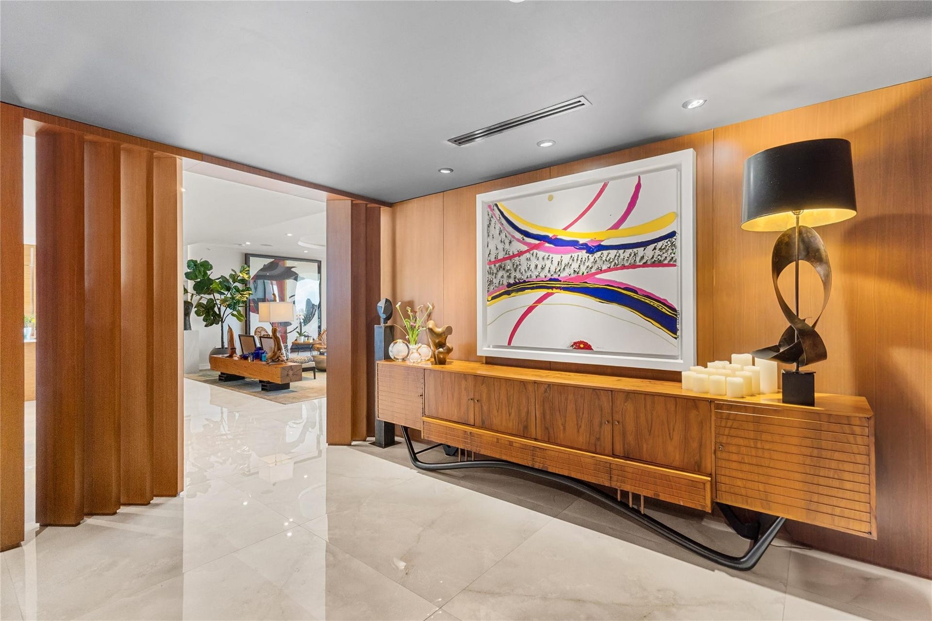 1180 N Federal Highway, #Ph-1606, Fort Lauderdale, FL 33304 Foyer Entrance