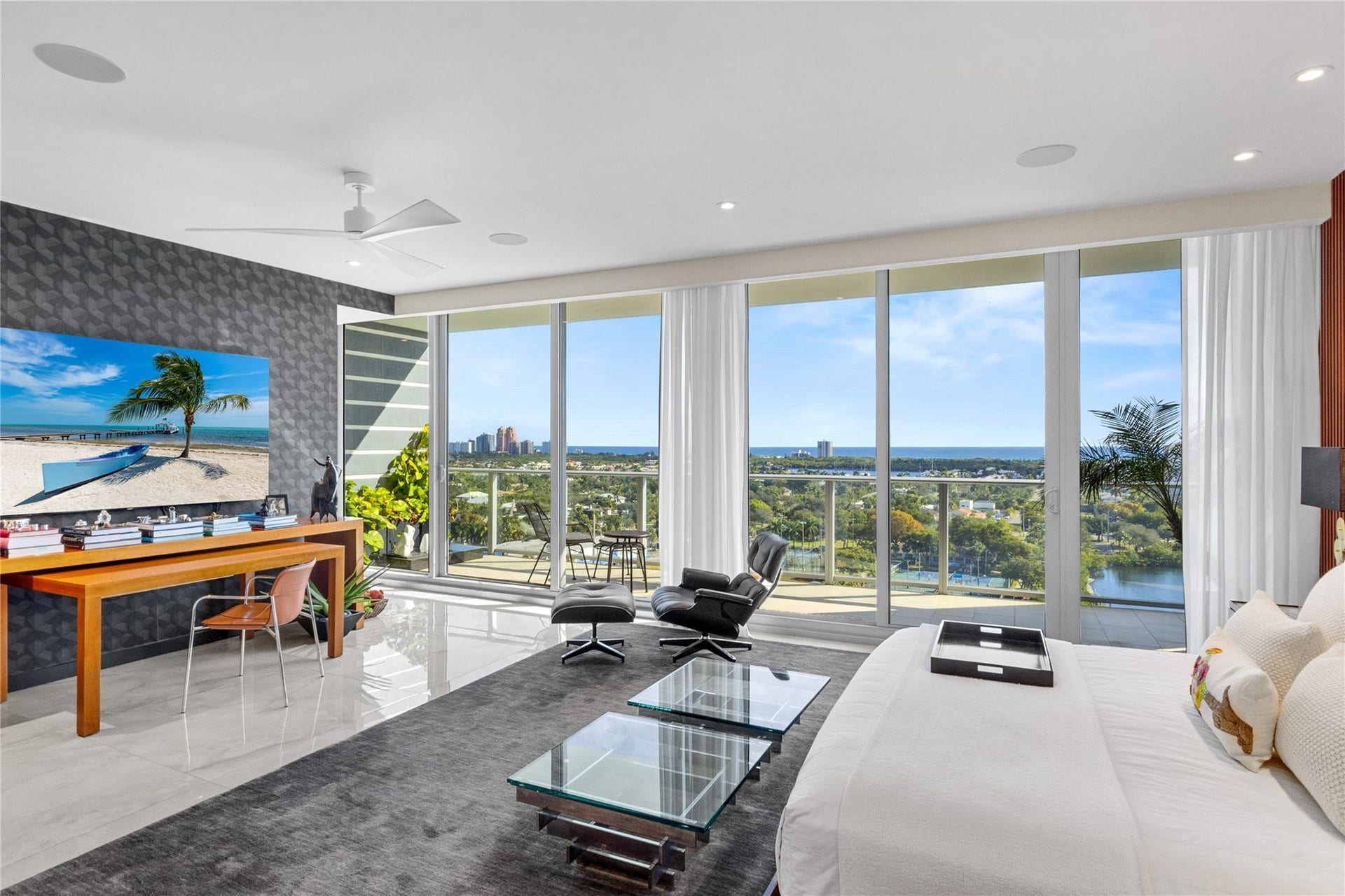 1180 N Federal Highway, #Ph-1606, Fort Lauderdale, FL 33304 Primary Bedroom with River & Ocean Views
