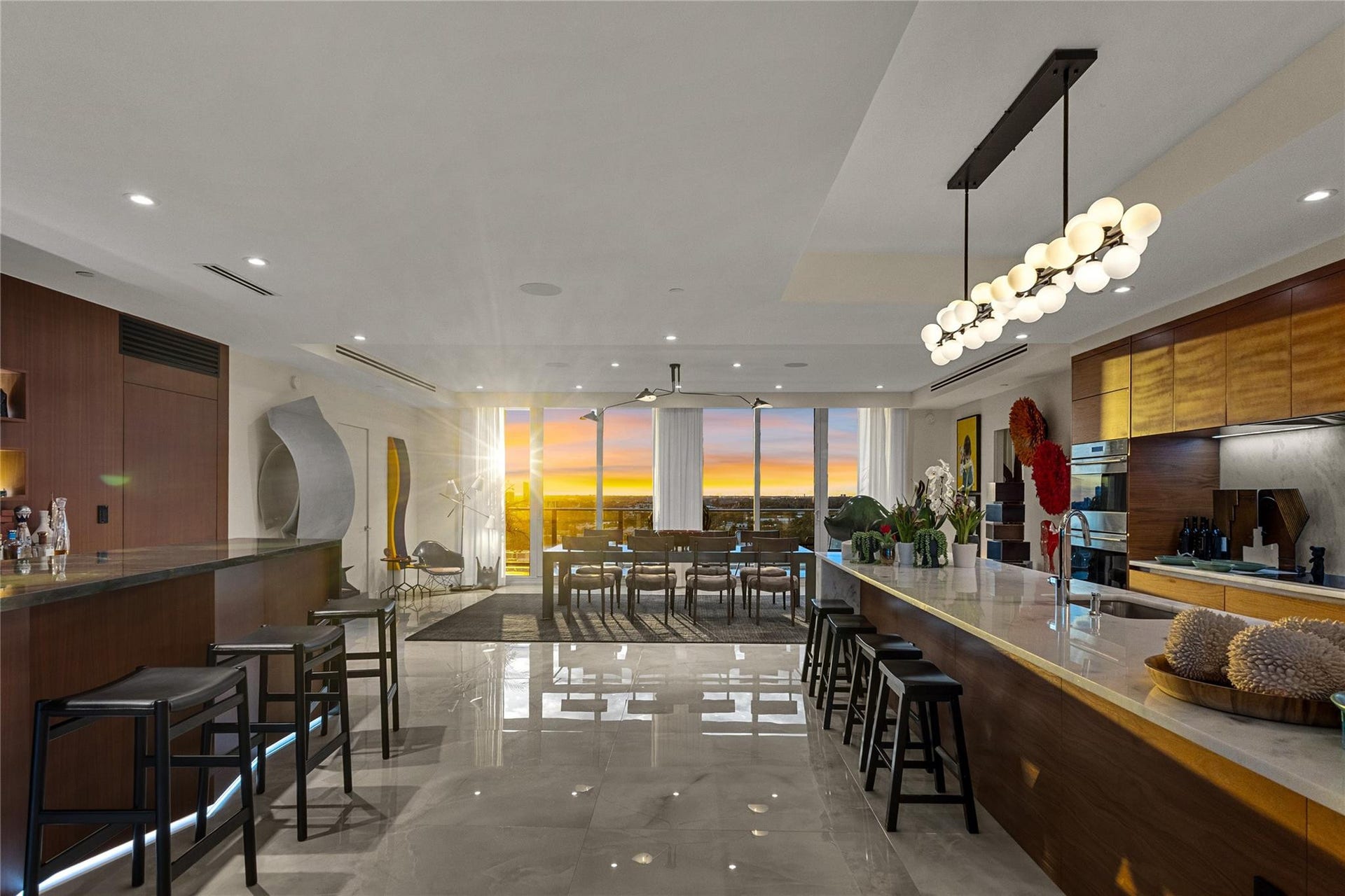 1180 N Federal Highway, #Ph-1606, Fort Lauderdale, FL 33304 Riva PH 1606