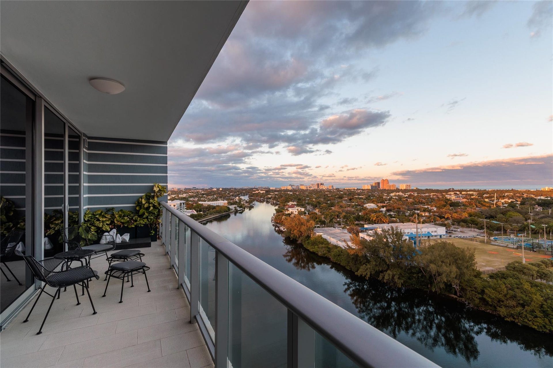 1180 N Federal Highway, #Ph-1606, Fort Lauderdale, FL 33304 Terrace off Primary Bedroom