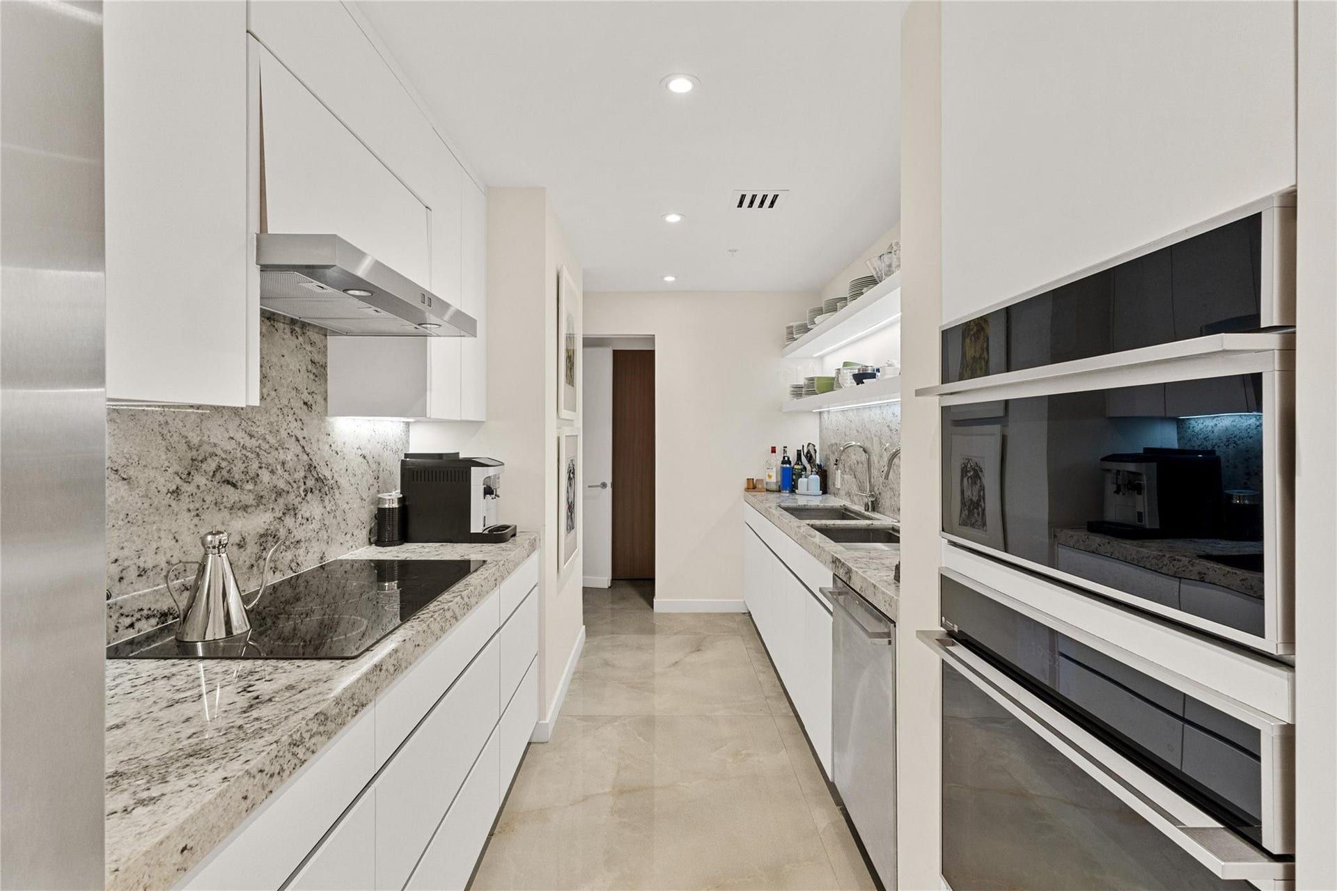 1180 N Federal Highway, #Ph-1606, Fort Lauderdale, FL 33304 Butler's Kitchen