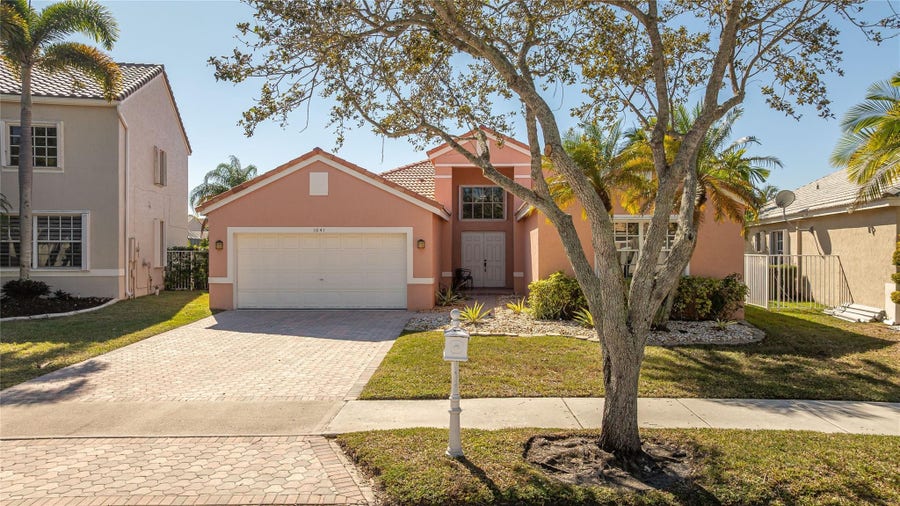 Property photo for 1041 SW Cedar Falls Drive, Weston, FL