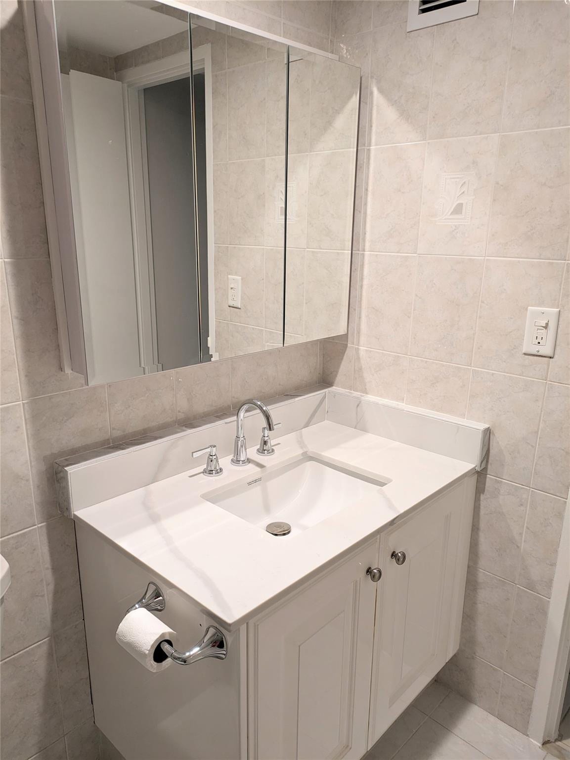 4250 Galt Ocean Drive, #2E, Fort Lauderdale, Fort Lauderdale, FL 33308 Photo 16
