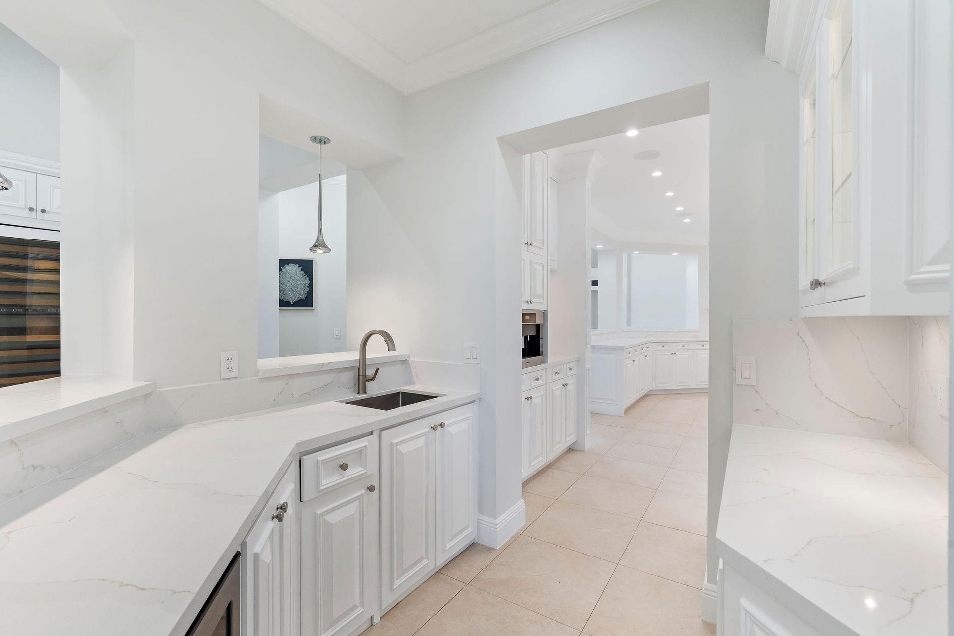 16850 Stratford Court, Southwest Ranches, FL 33331
