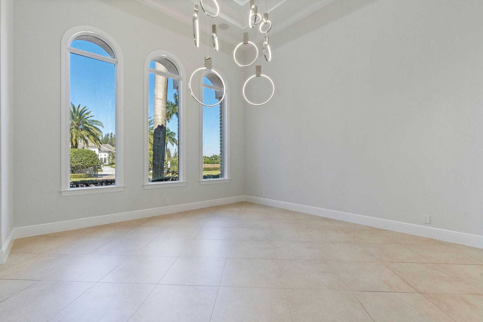 16850 Stratford Court, Southwest Ranches, FL 33331