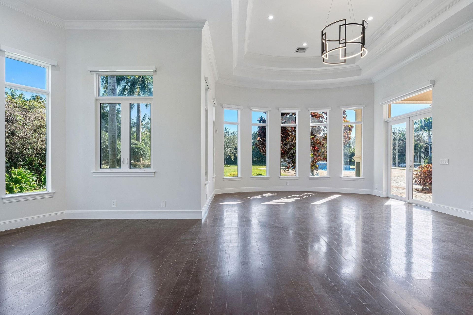16850 Stratford Court, Southwest Ranches, FL 33331