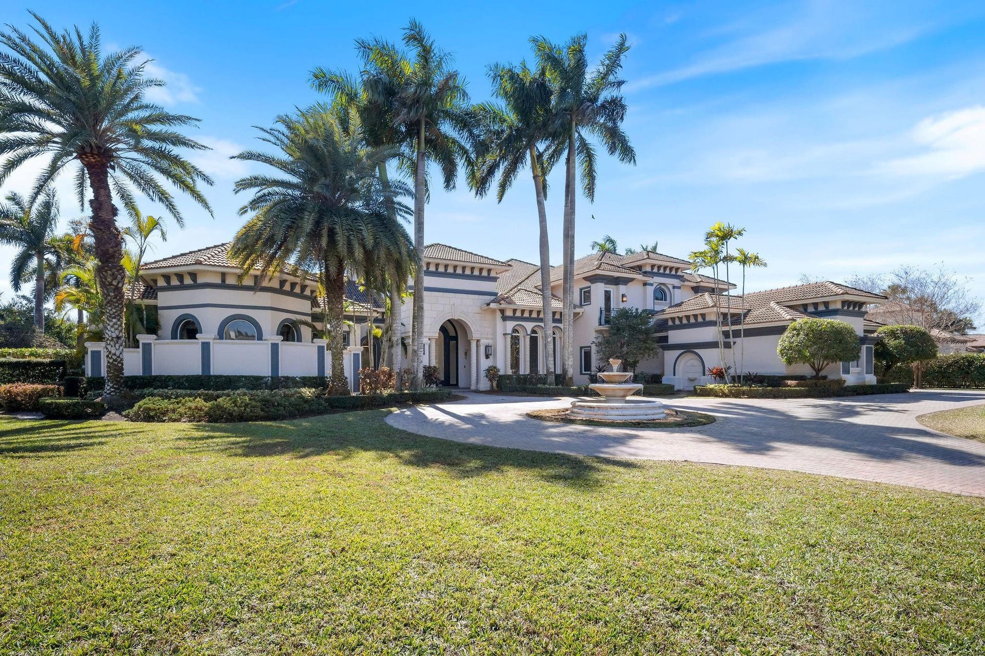 16850 Stratford Court, Southwest Ranches, FL 33331