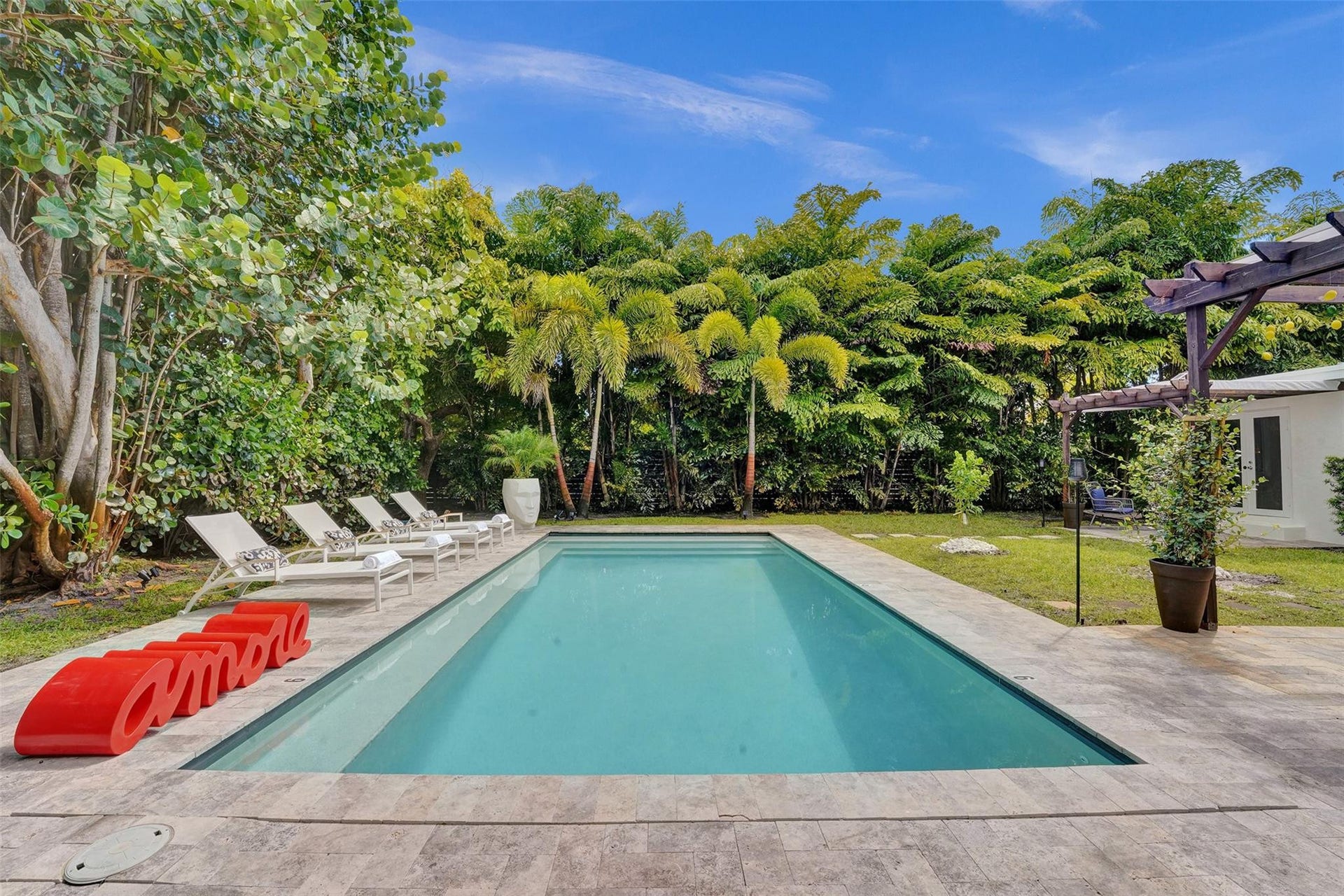 539 NE 25th Street, Wilton Manors, FL 33305