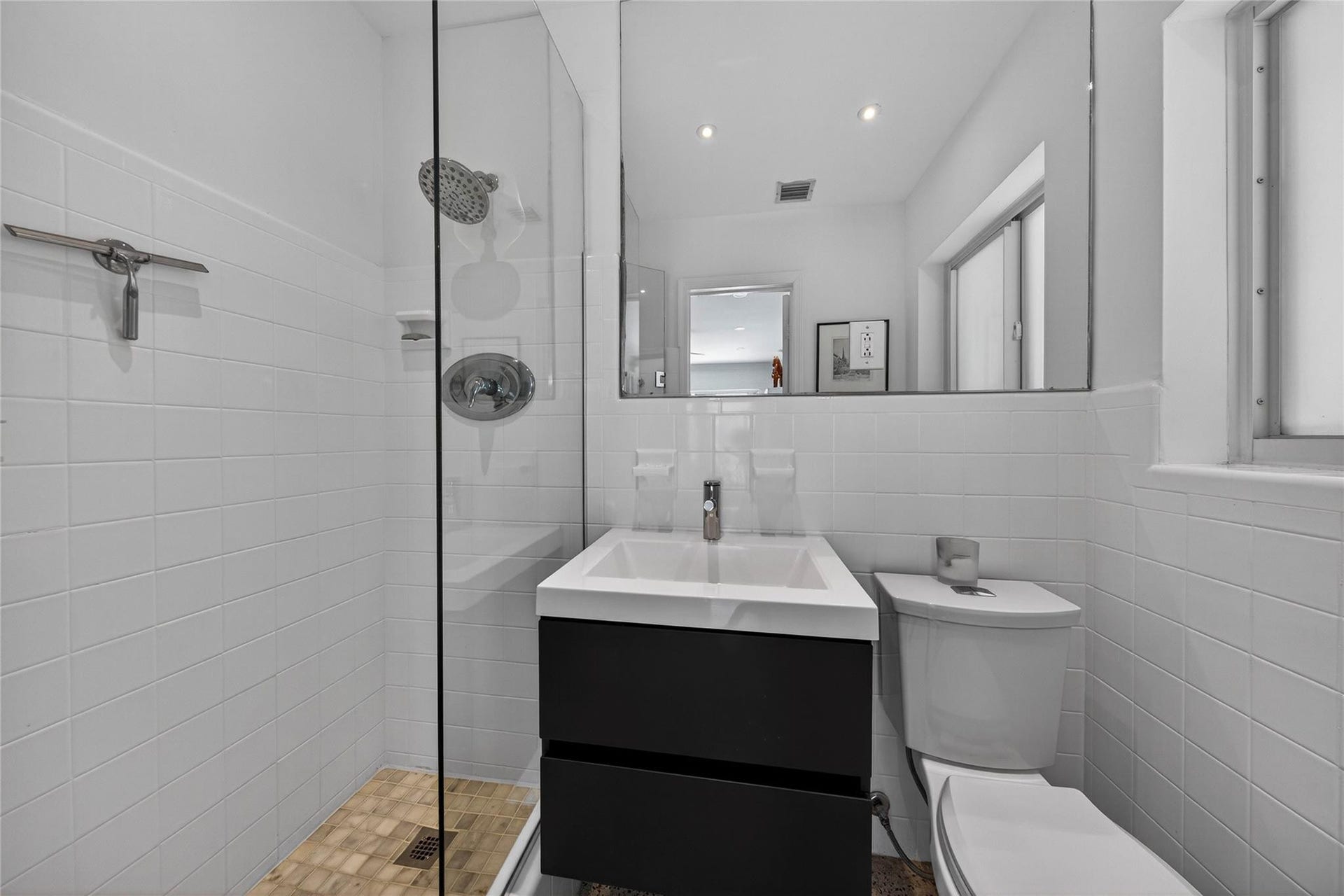 2701 NE 10th Terrace, Wilton Manors, FL 33334