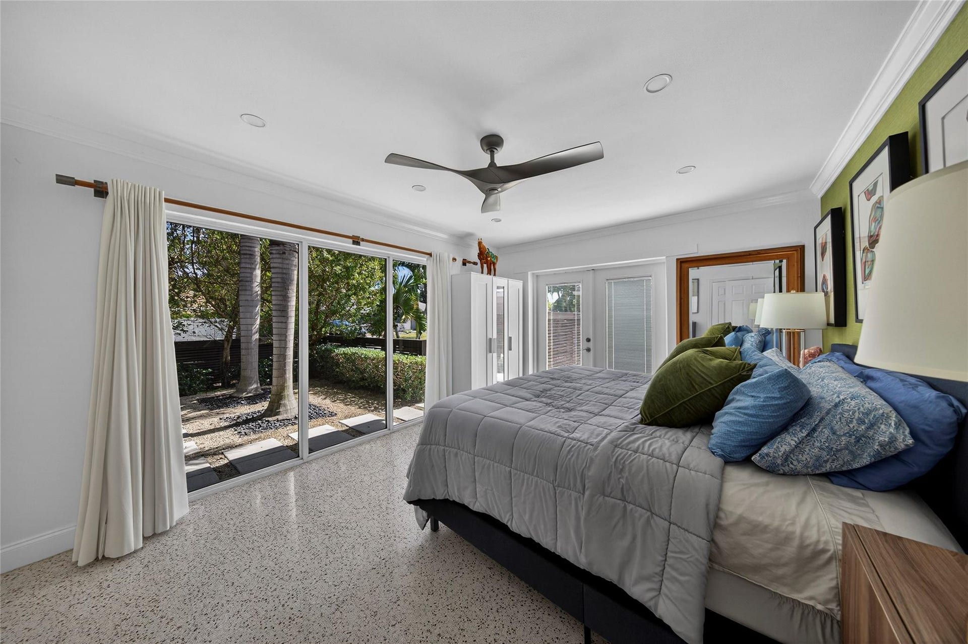 2701 NE 10th Terrace, Wilton Manors, FL 33334