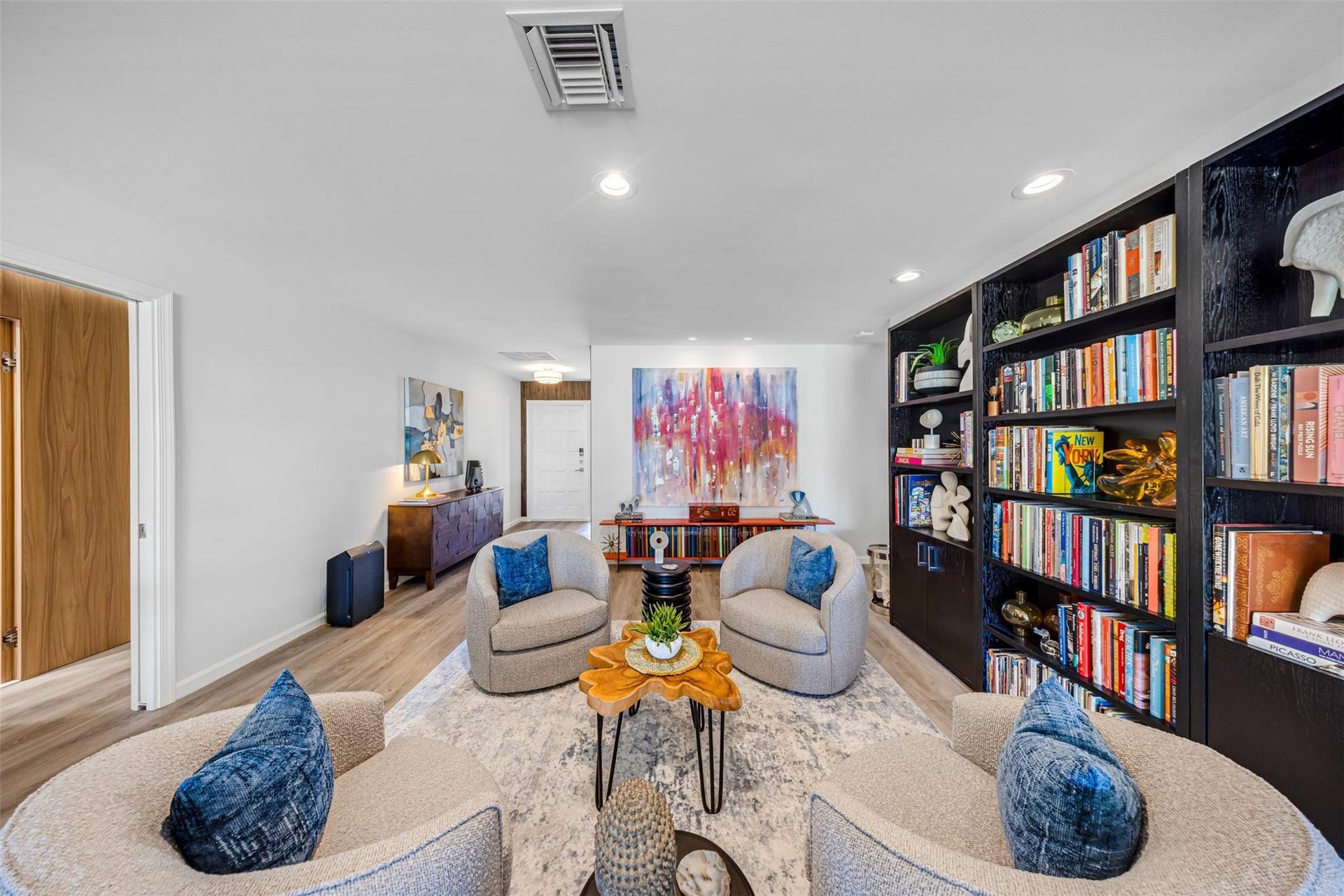 3651 Oaks Clubhouse Drive, #P11, Pompano Beach, FL 33069 Photo 2